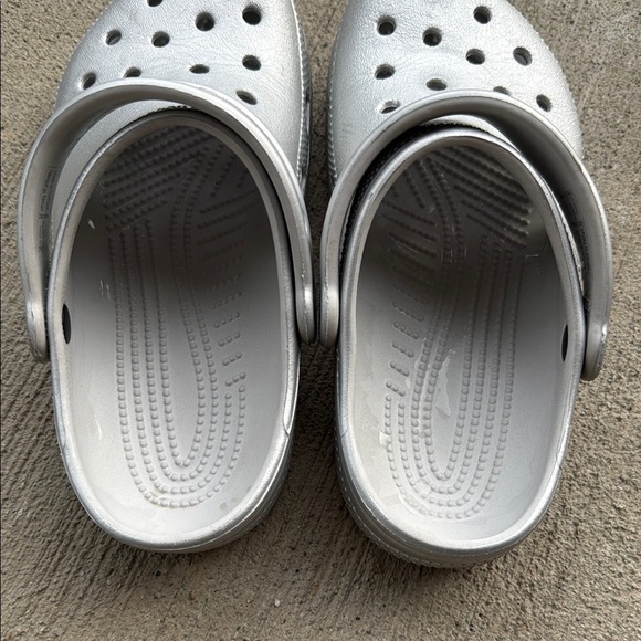 Crocs - Picture 6 of 9